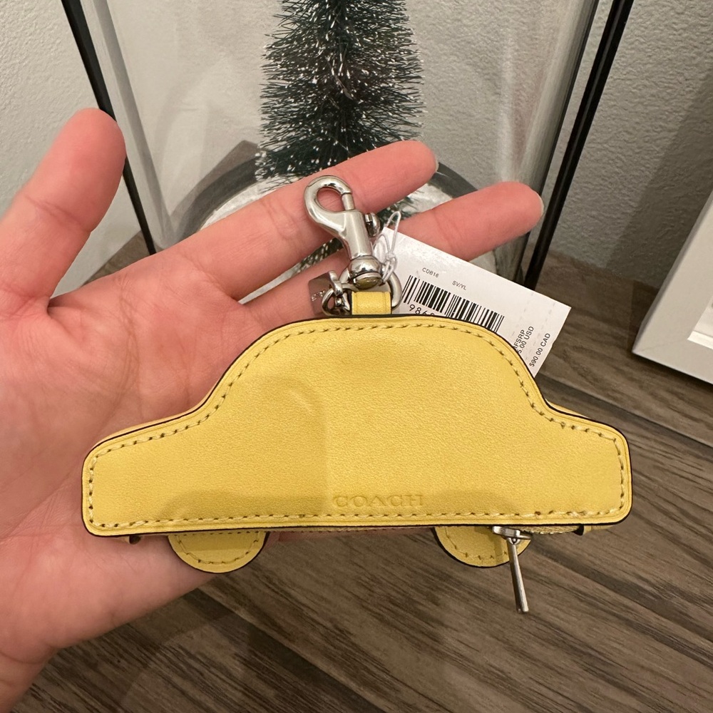 NWT Coach Taxi Bag Charm CDB16 - Picture 2 of 8